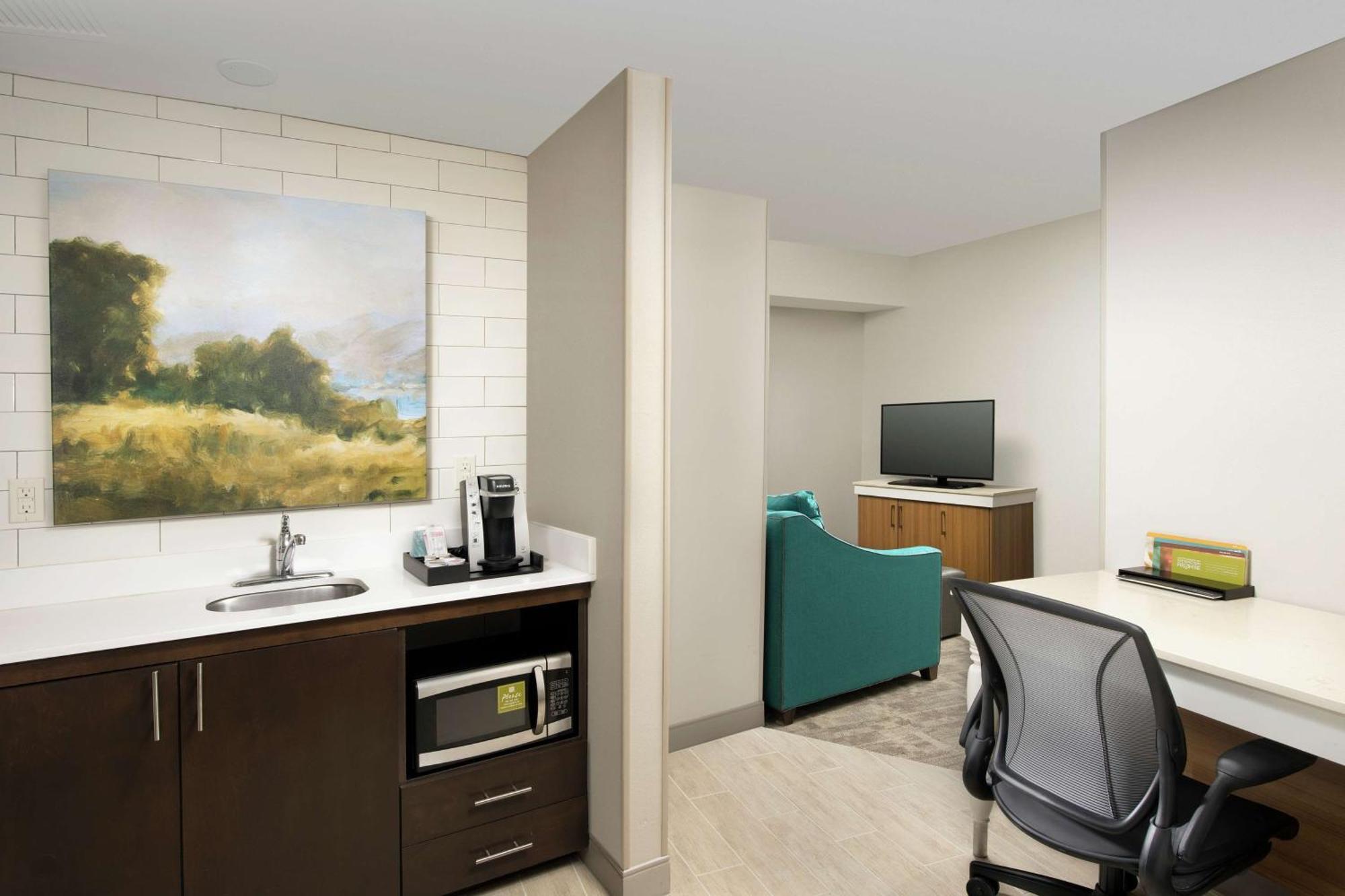 Junior King Suite with Sofa Bed