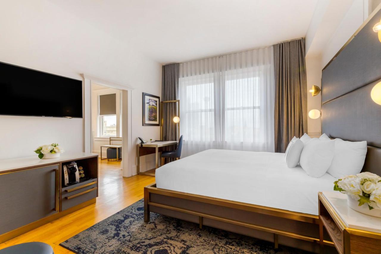 King Room View of Alamo