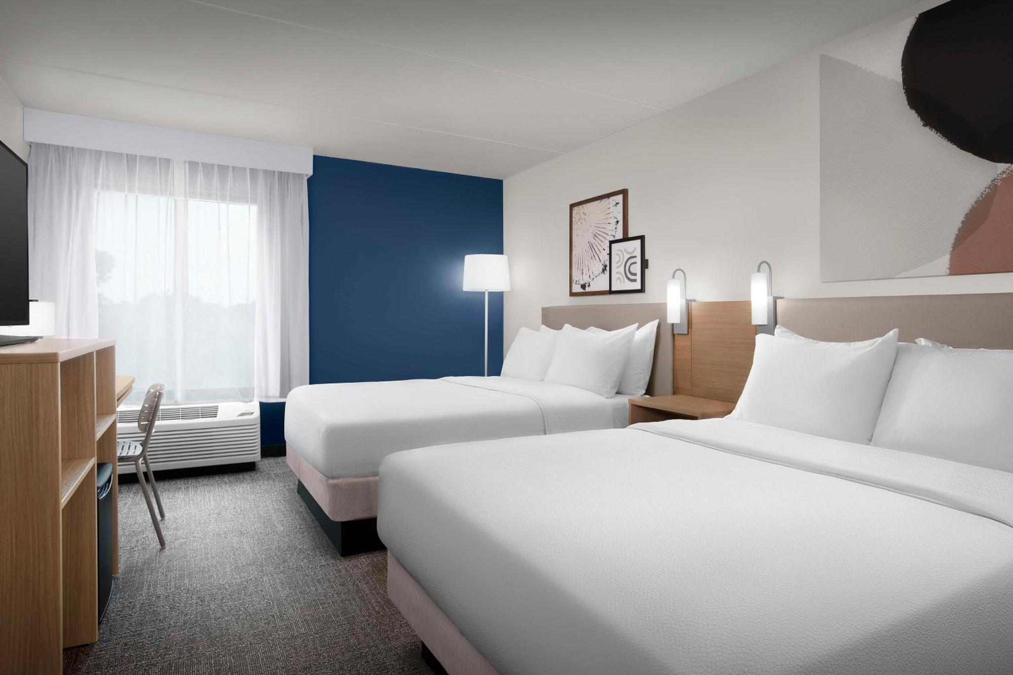 Queen Room Two Queen Beds