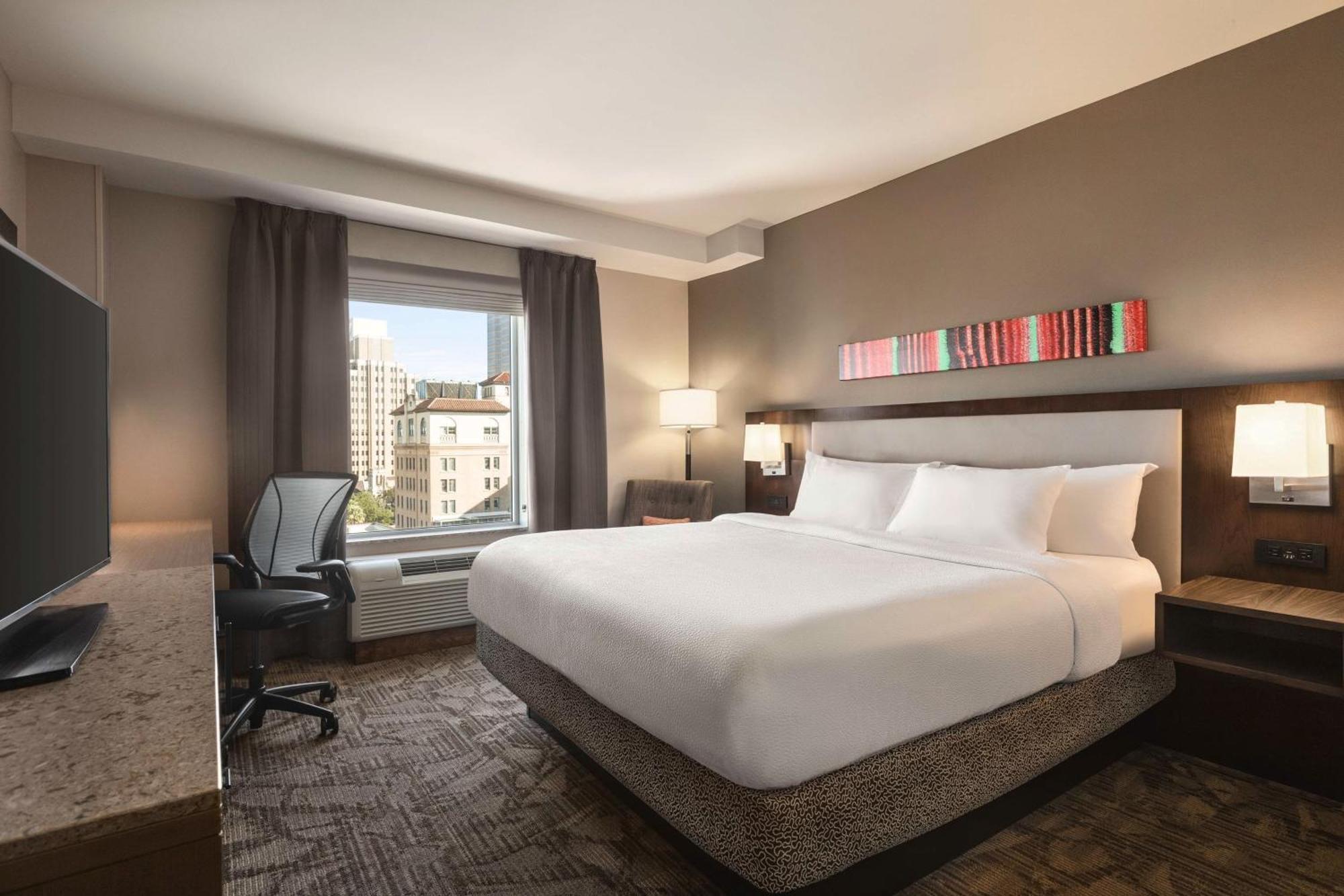 King Room