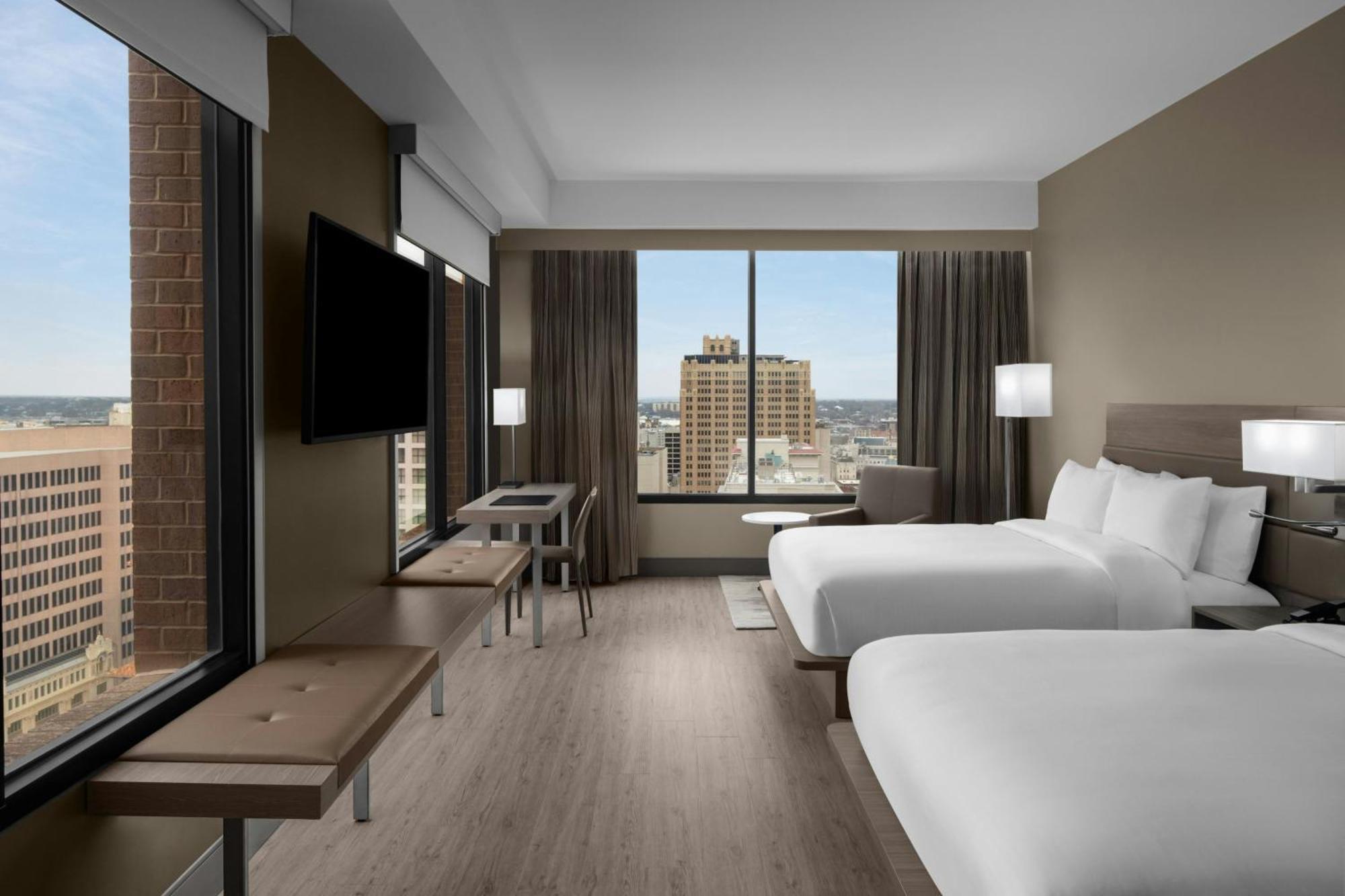 Queen Room City View