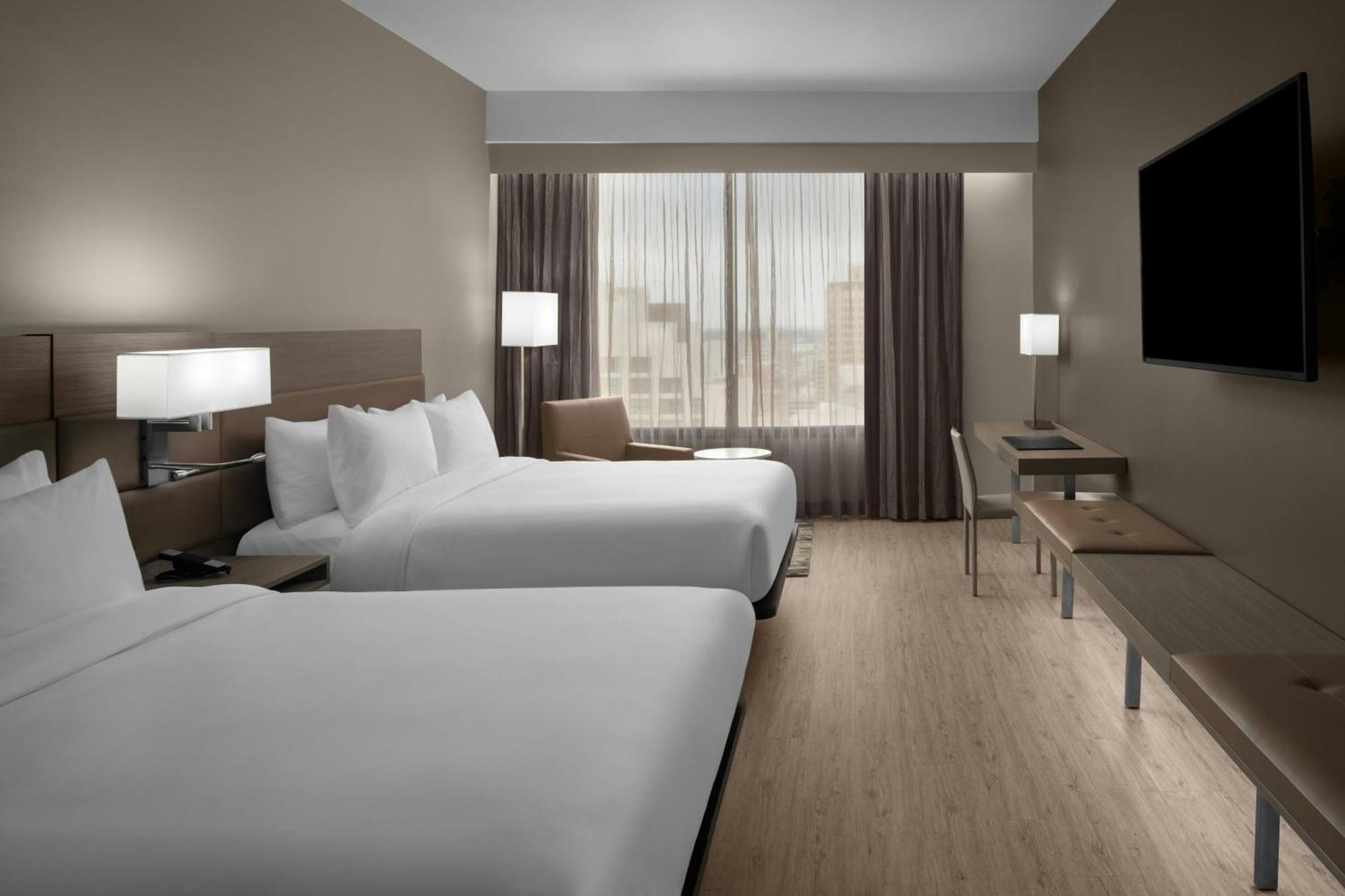 Queen Room City View