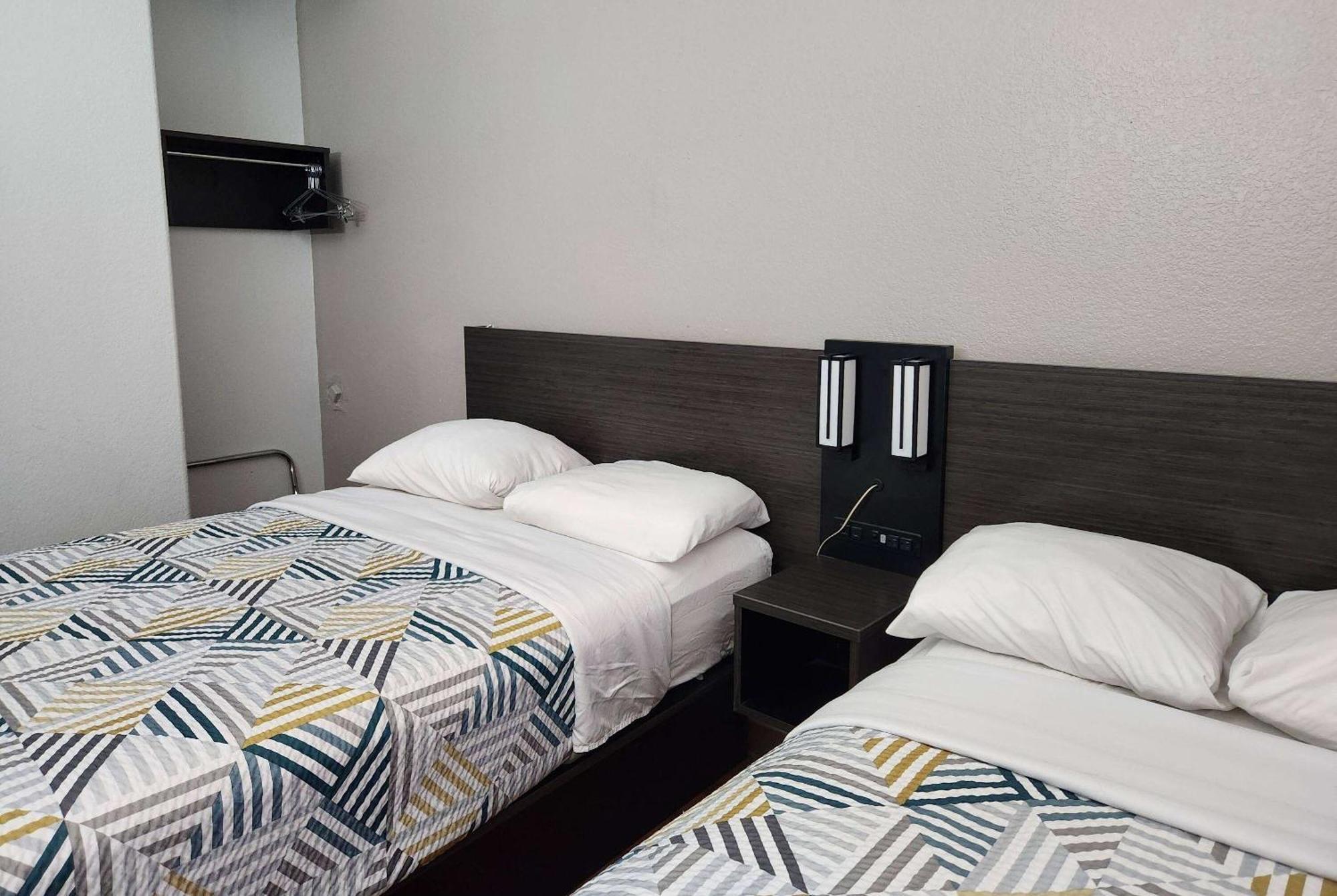 Double Room Two Double Beds Non-Smoking