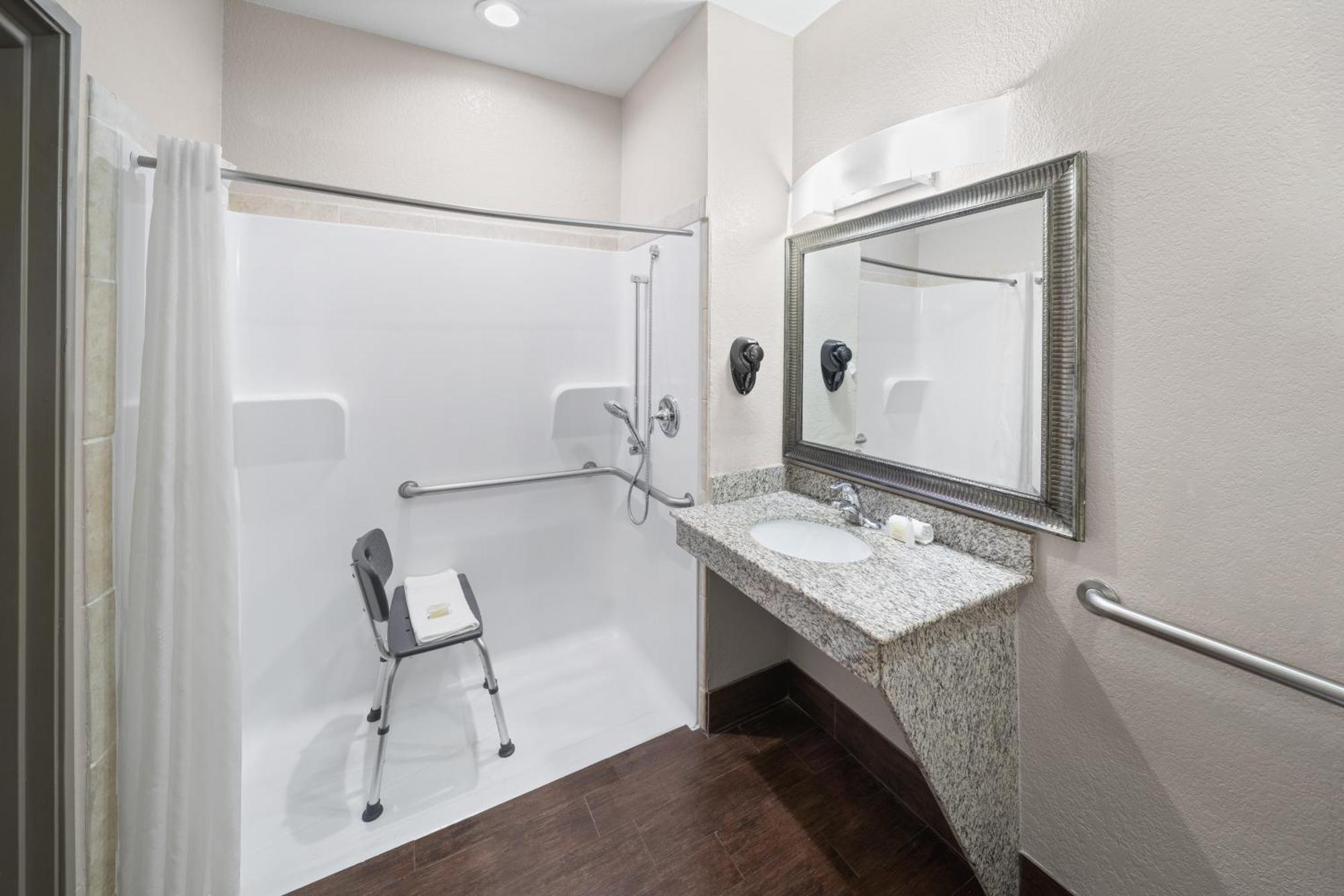 King Room Mobility or Hearing Access Roll Shower Non-Smoking