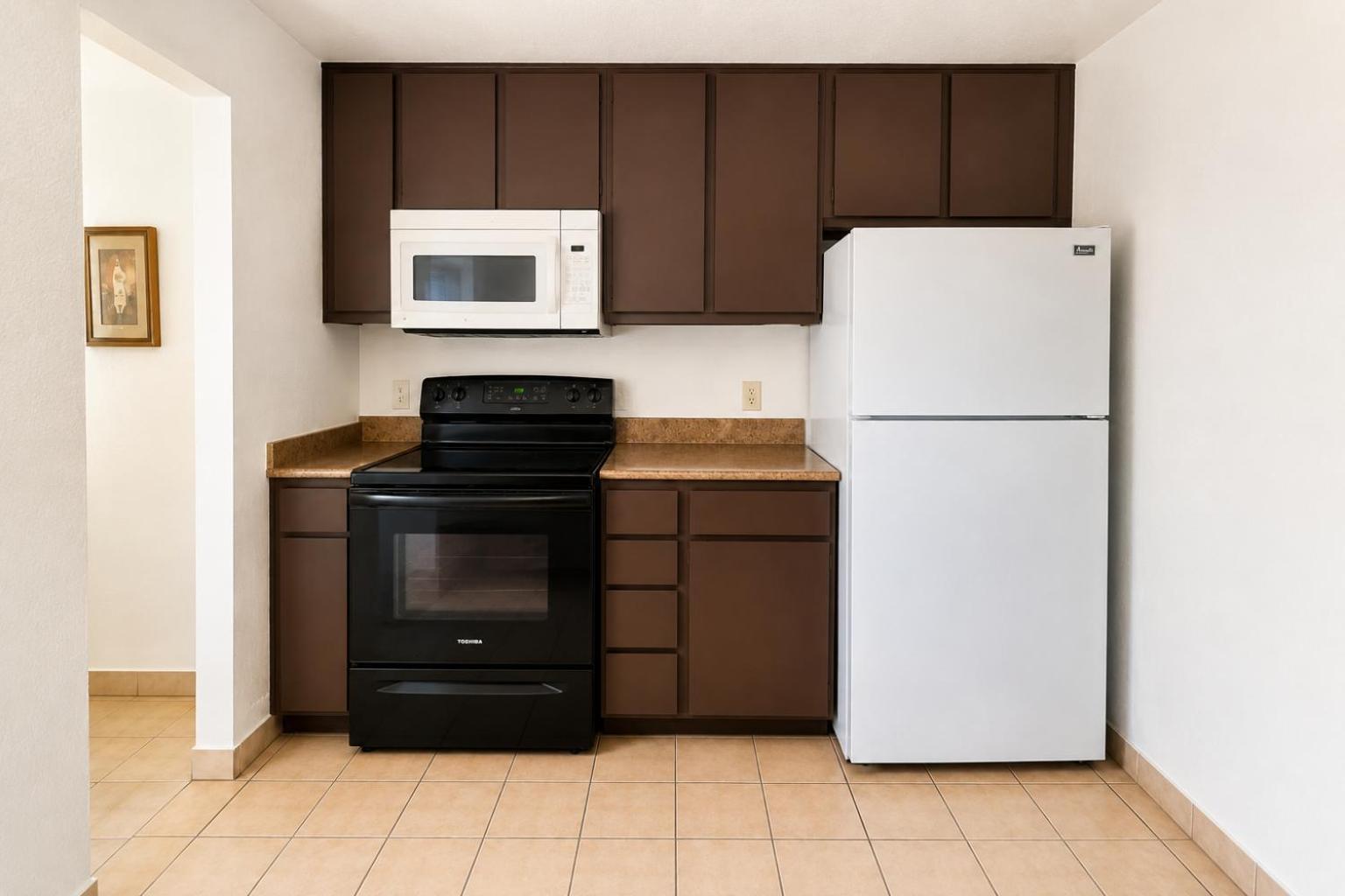 2 Full Beds Non Smoking Kitchenette