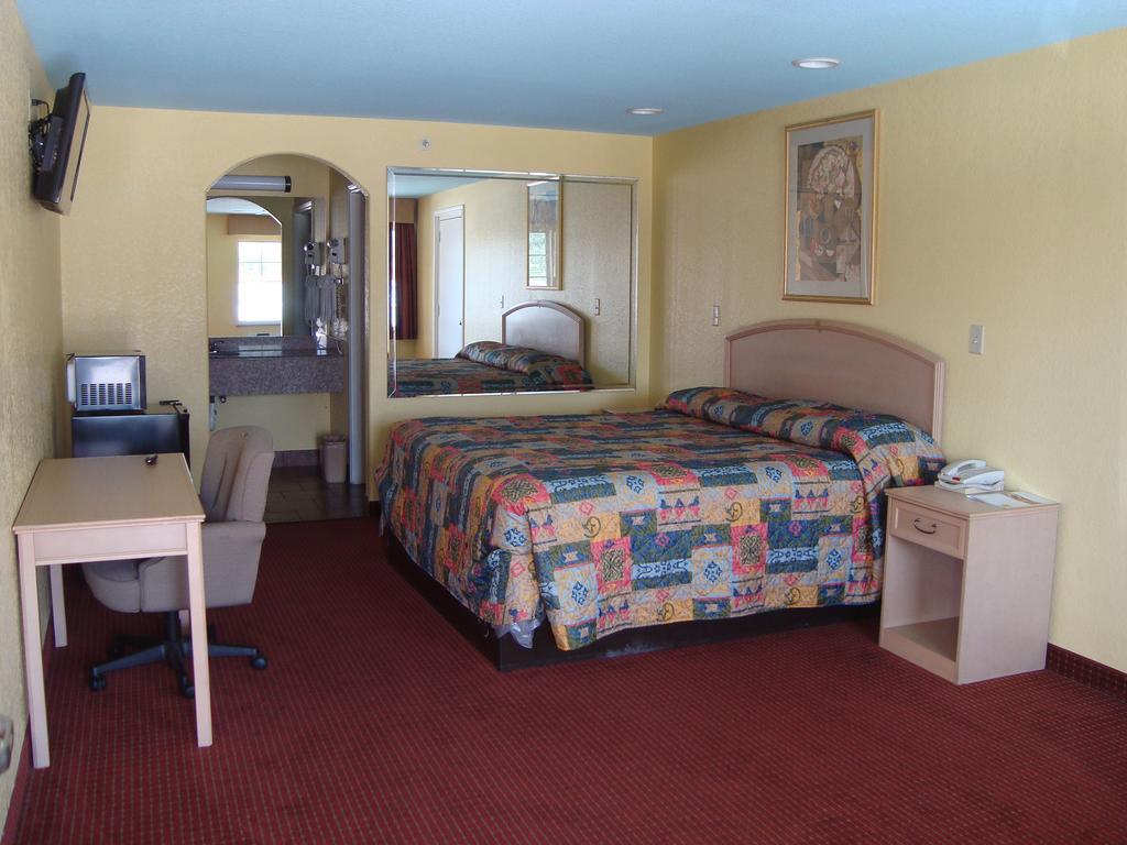 King Room Non-Smoking