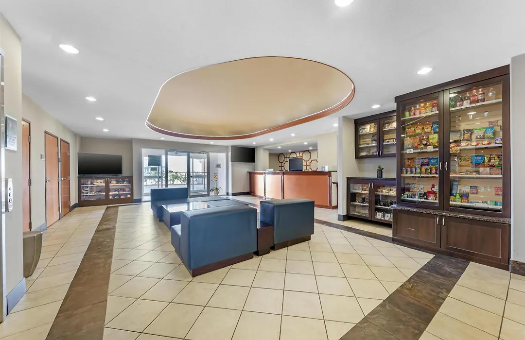 Best Western Plus San Antonio East Inn & Suites-1