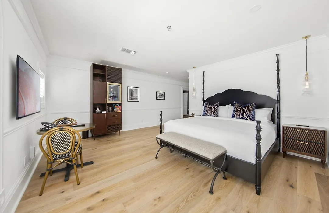 Fairmount Hotel-1