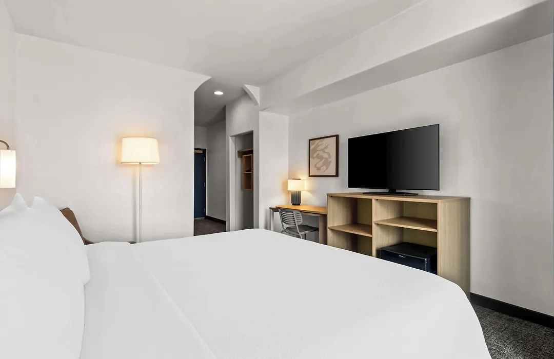 Spark By Hilton San Antonio Near Seaworld-1