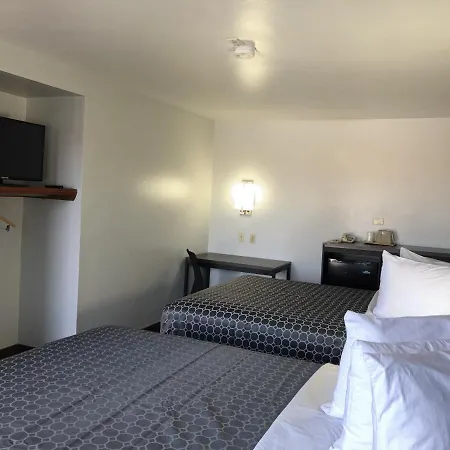 Americas Best Value Inn & Suites San Antonio Arena District-3