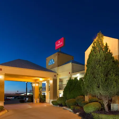 Ramada By Wyndham San Antonio Near Seaworld - Lackland Afb-2