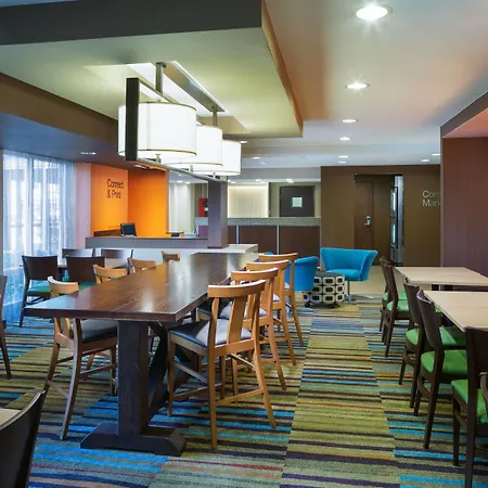 Fairfield Inn & Suites By Marriott San Antonio Airport/North Star Mall-2