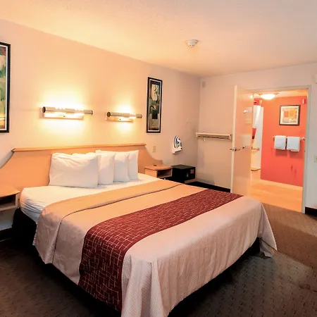 Red Roof Inn San Antonio Airport-2