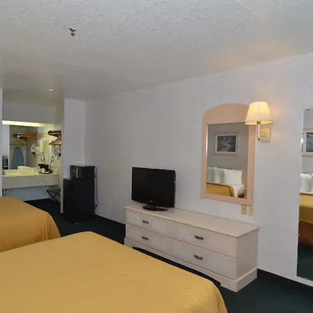 Econo Lodge San Antonio South-2