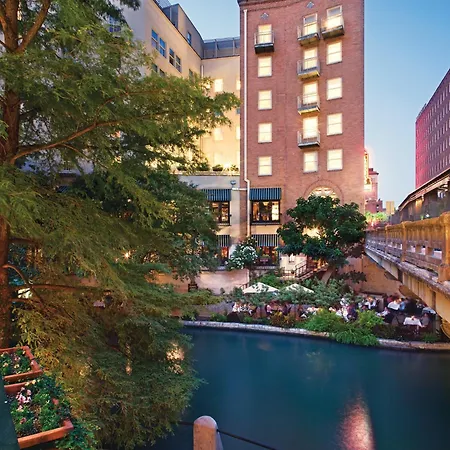 Club Wyndham Riverside Suites-3