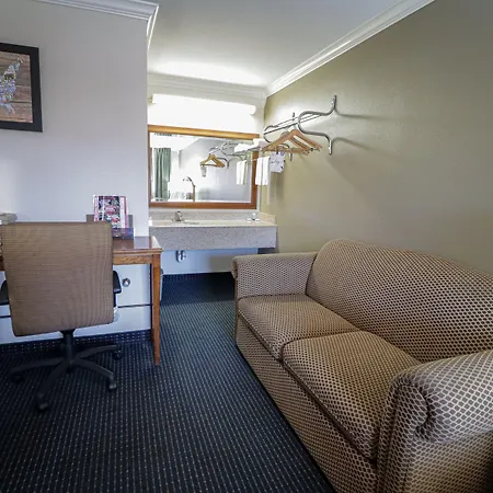 University Inn & Suites-2