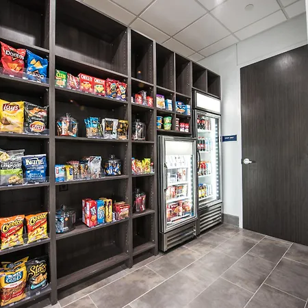Best Western Plus Roland Inn & Suites-2