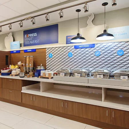 Holiday Inn Express & Suites San Antonio North-Windcrest By Ihg-2