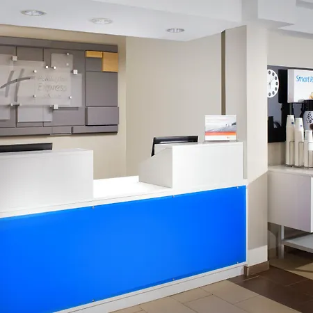 Holiday Inn Express & Suites San Antonio - Downtown Market Area By Ihg-3