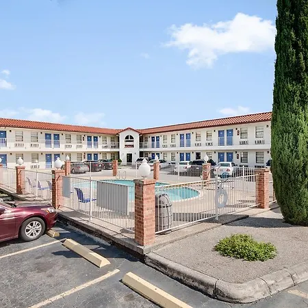 Americas Best Value Inn San Antonio-2
